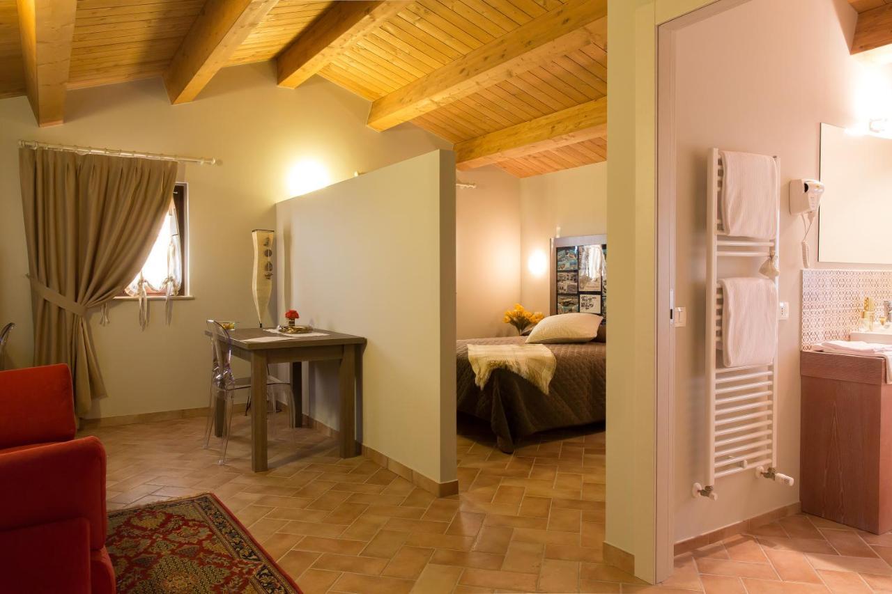 Locanda Borgognina Lucrezia Esterno foto