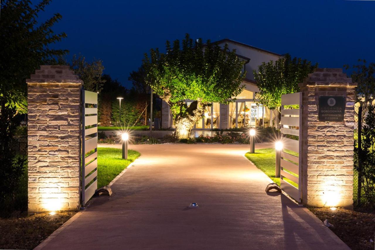Locanda Borgognina Lucrezia Esterno foto